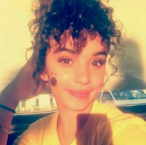 Meet your Posher, Mackenzie